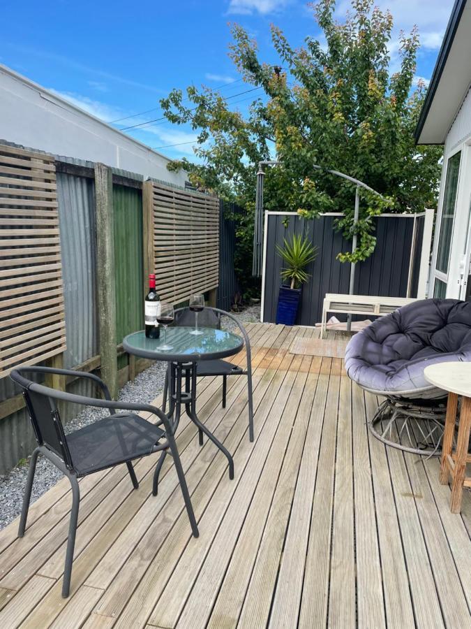 Modern Studio Apartment Motueka Buitenkant foto
